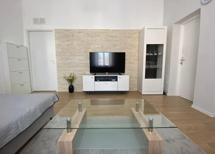 Appartement Luseven - Vacation Near To And Pula